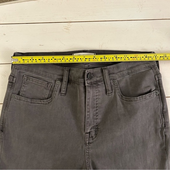 Madewell // Grey Jean Size 28 - Picture 8 of 11